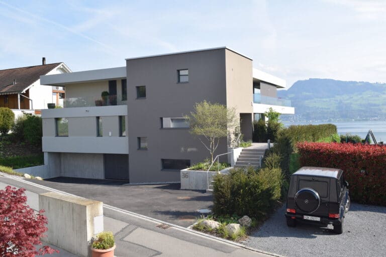 Modernes Wohnen mit Blick auf den Zürichsee